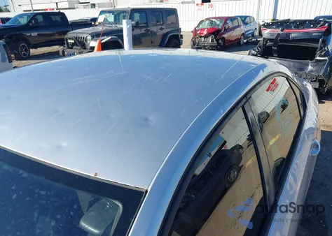 2012 Volkswagen Passat 2.5L S z USA, uszkodzony, nr VIN 1VWAP7A38CC079984